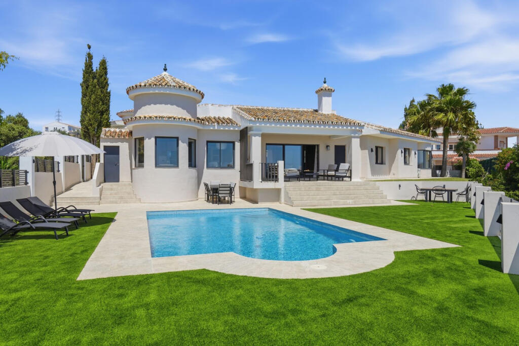 Main image of property: Andalucia, Malaga, Mijas-Costa