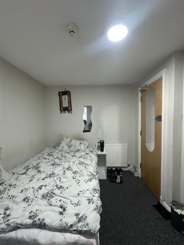 House in Cardiff, Cathays - View 5
