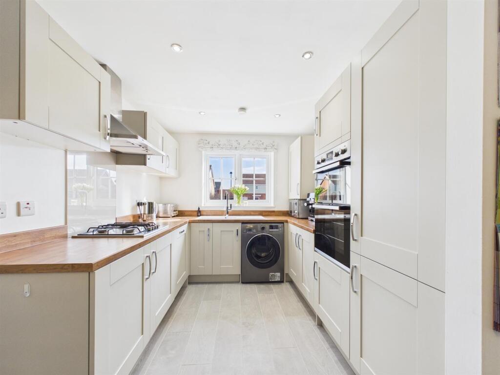 Fulmar Drive, Backworth photo 2