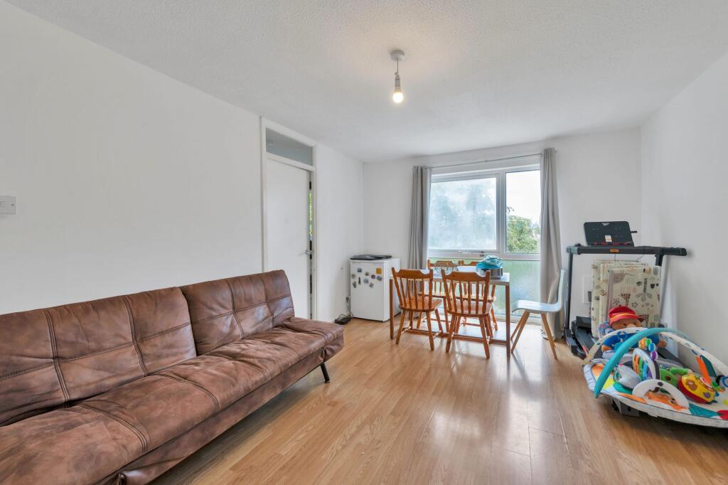 Apartment in Stevenage - View 2