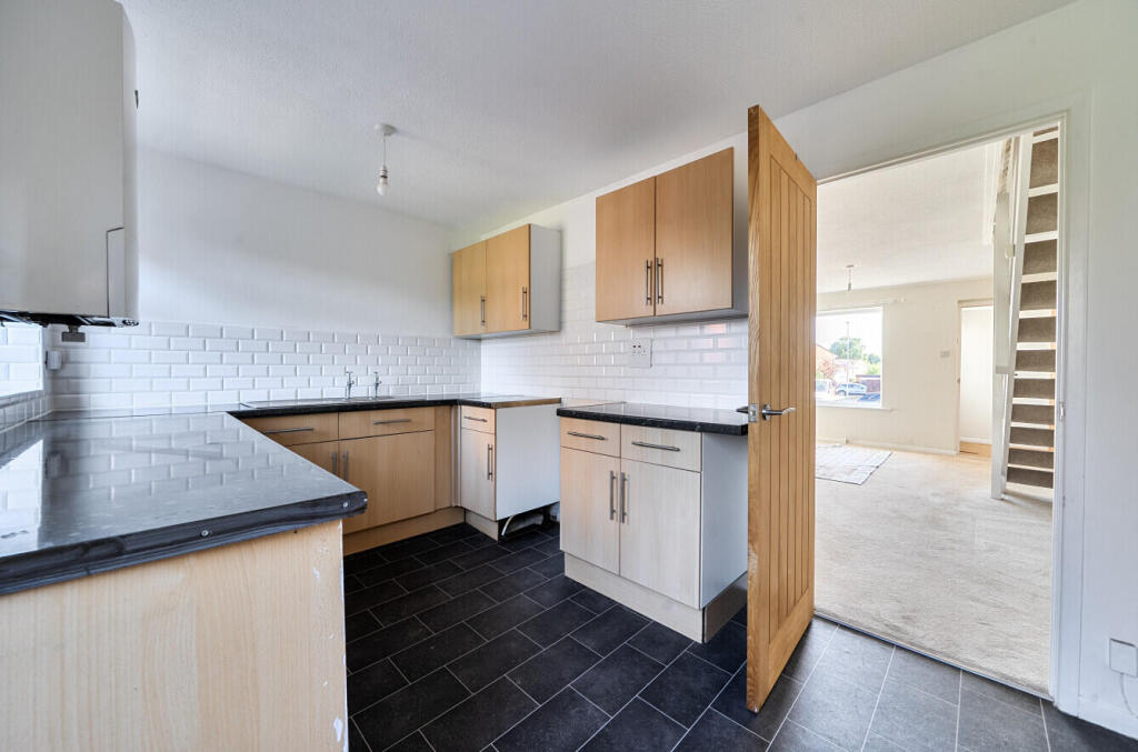 House in Taunton - View 3
