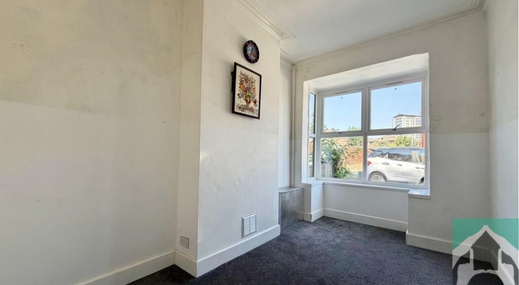 House in Sandwell, West Midlands - View 2