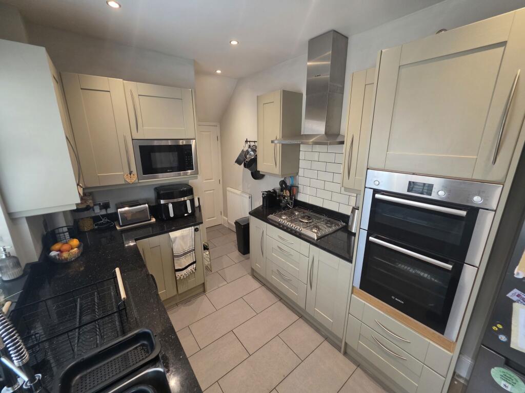 Mowbray Road, South Shields, Tyne and Wear, NE33 3AX - View 4