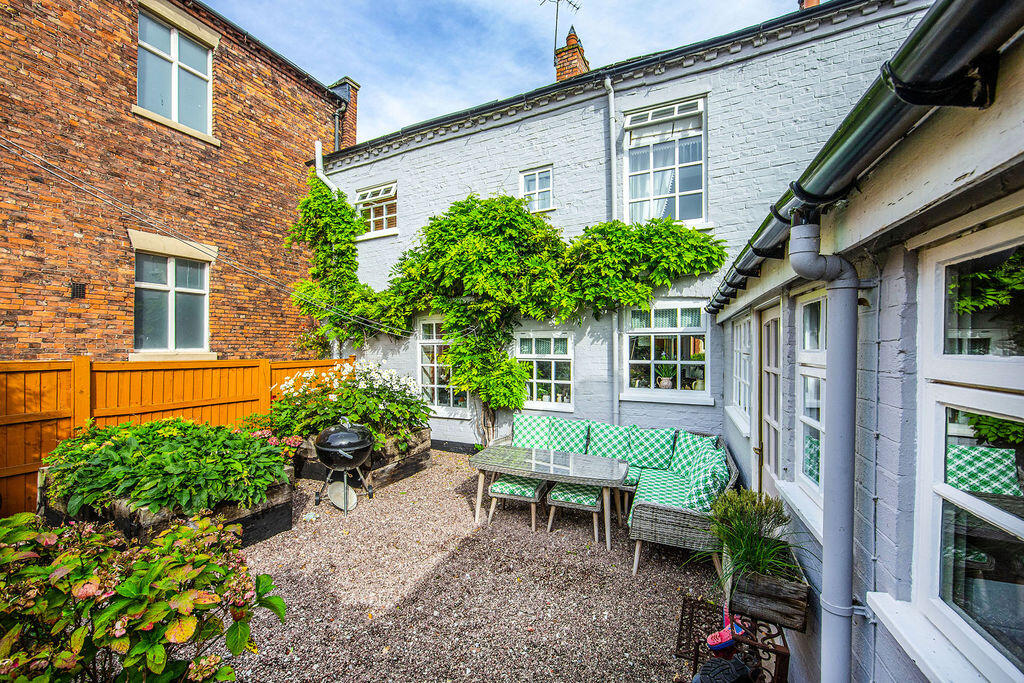 House in Nantwich, Kingsbourne - View 5