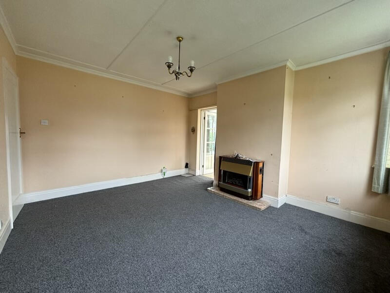 House in Gloucester - View 2