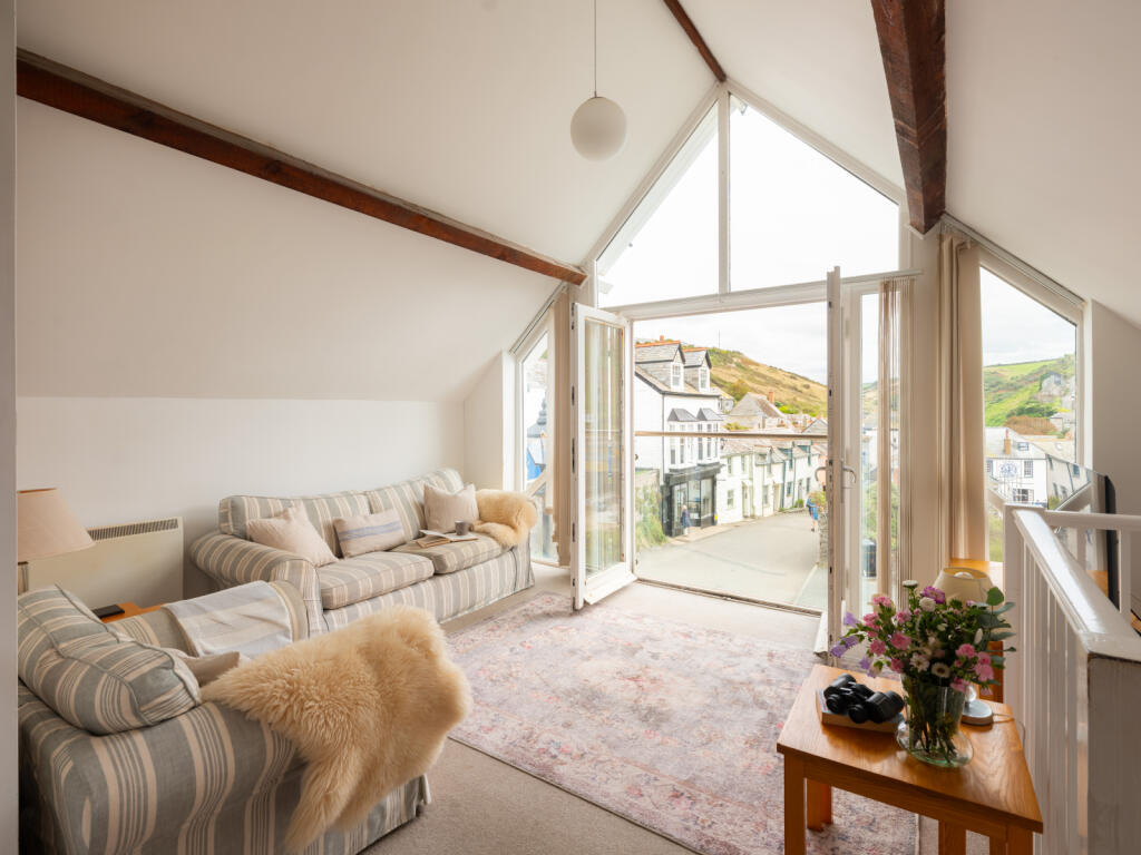 Apartment in Port Isaac, Port Gaverne, St. Endellion - View 5