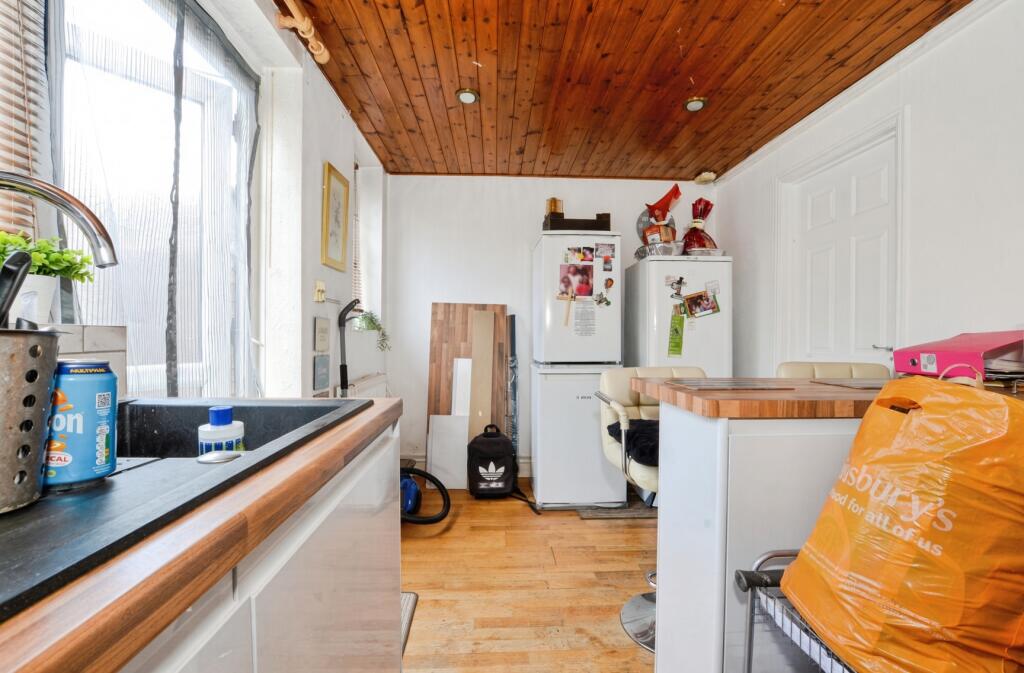 House in Harrow - More