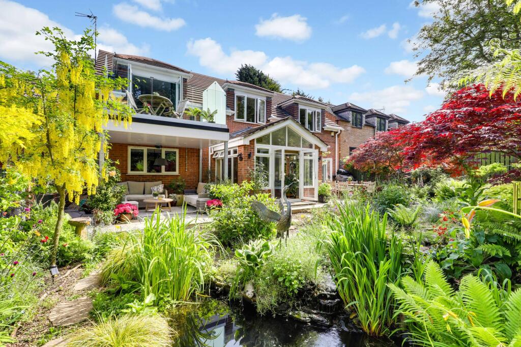 Main image of property: Clipstone Drive, Forest Town, NG19
