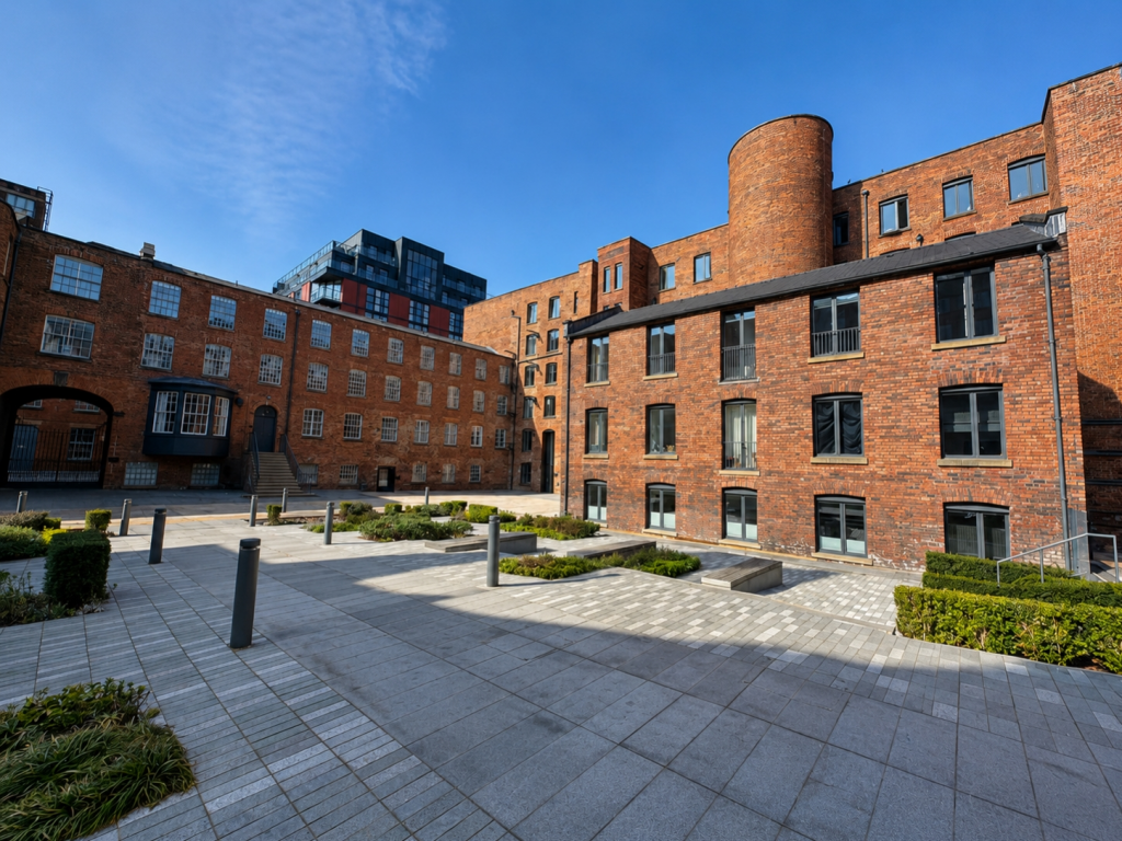 Apartment in Manchester - View 5