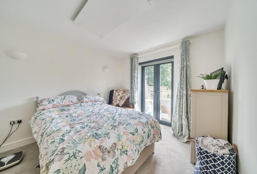 House in Timsbury, Amesbury - More