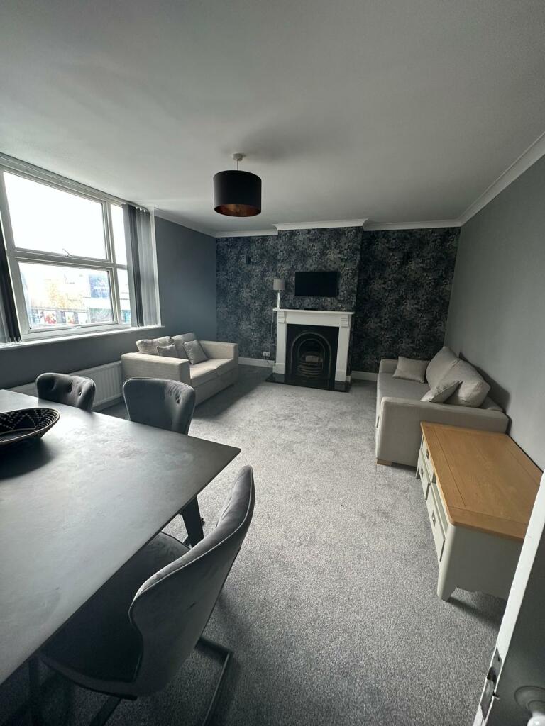 Apartment in Hove, Aldrington - View 2