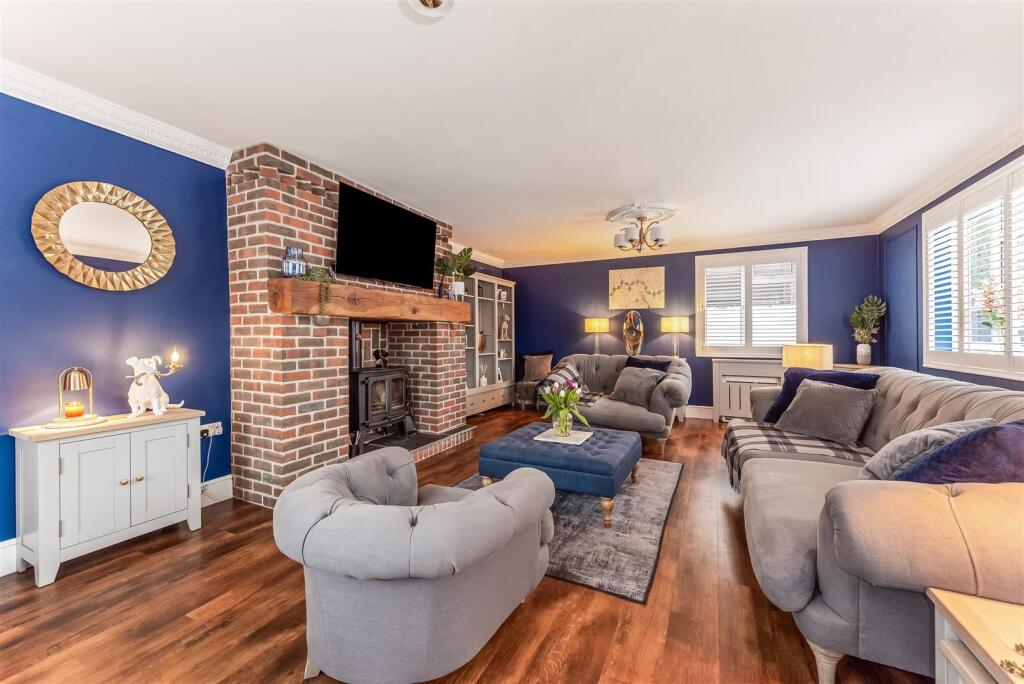 House in Salisbury - View 4