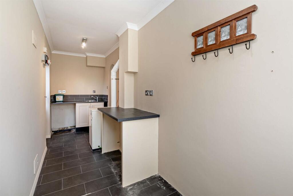 House in Colchester, Salcott-cum-Virley - More