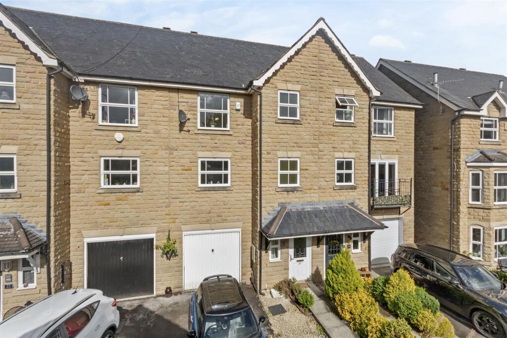 Main image of property: Edwin Avenue, Guiseley, Leeds