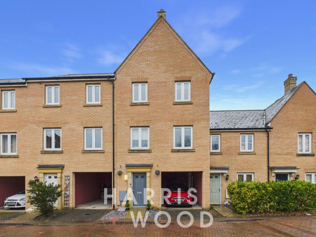 3-bed terraced on Kirk Way, Colchester, Essex, CO4, £325,000
