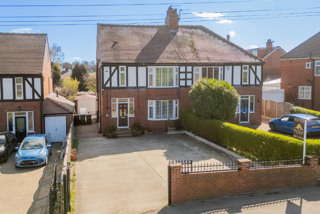 Main image of property: Park Lane, Pontefract, West Yorkshire, WF8