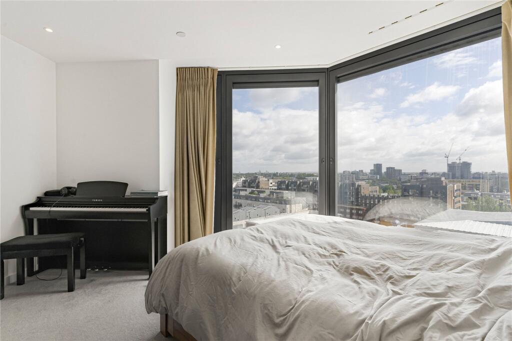 Chronicle Tower, 261B City Road, Islington, London, EC1V - View 4