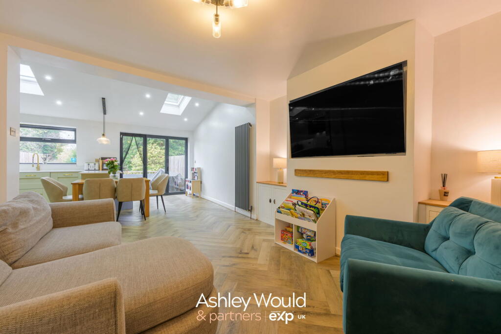 House in Birmingham, West Midlands - View 2