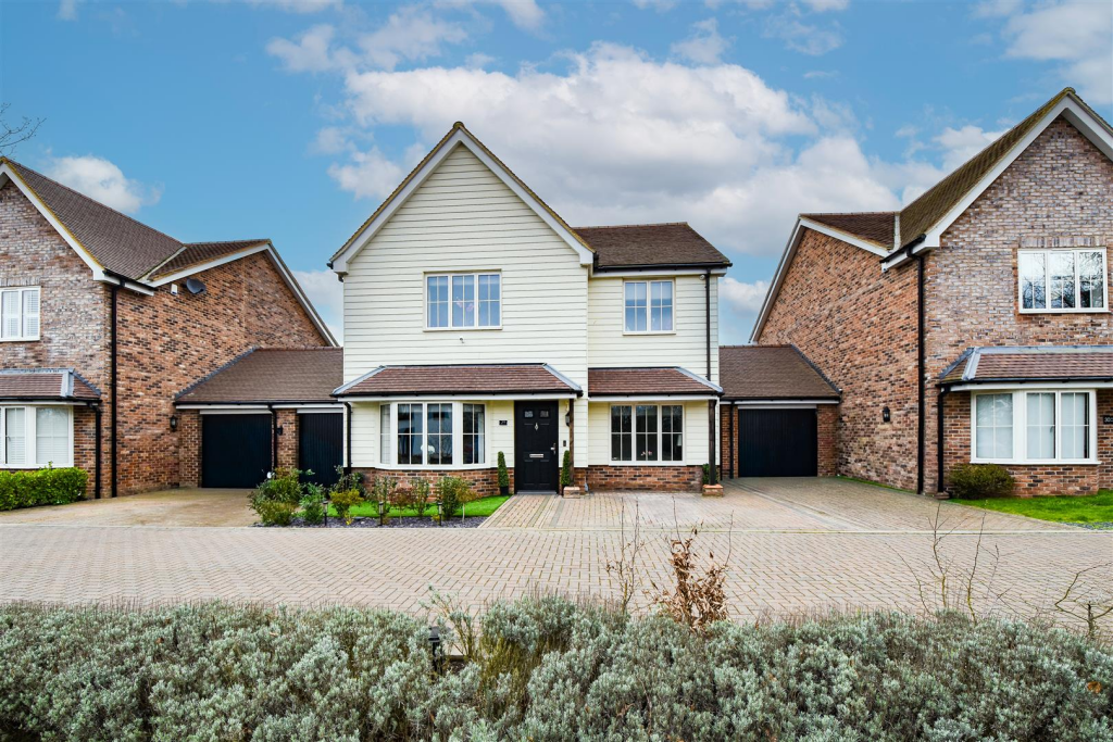Main image of property: Little Ridings Lane, Ingatestone