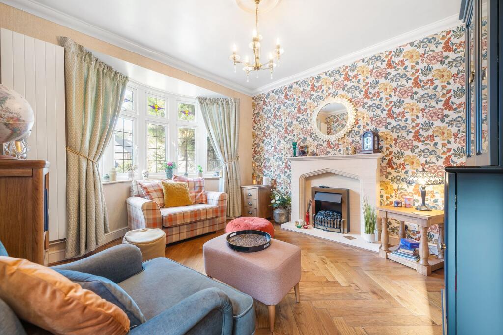 House in London, Goddington - View 3