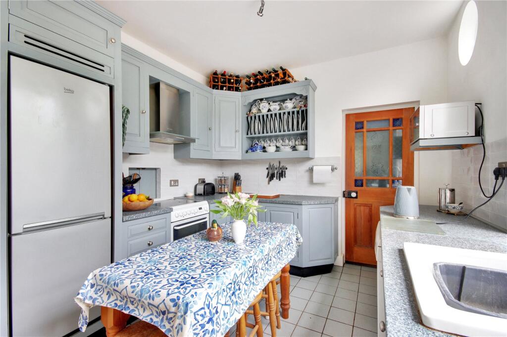 House in Sevenoaks, St John's - View 5
