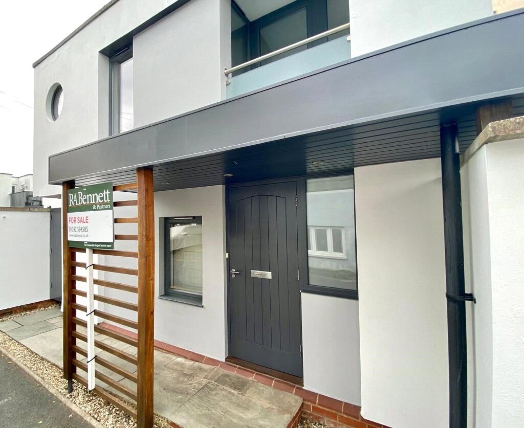 Main image of property: Pittville Mews, CHELTENHAM, Gloucestershire, GL52