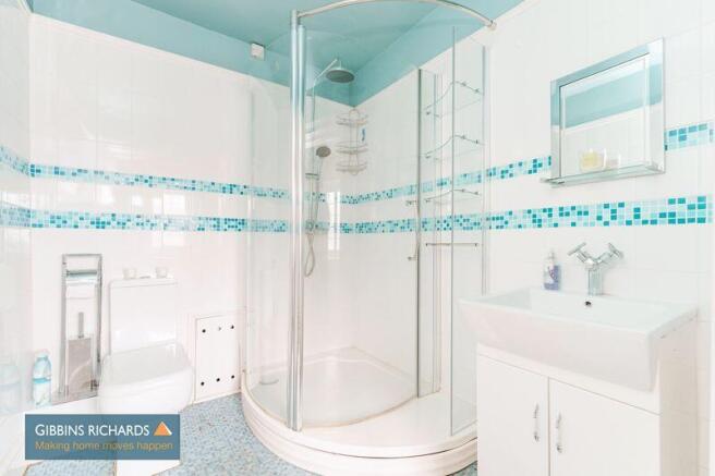 Farm - Shower Room