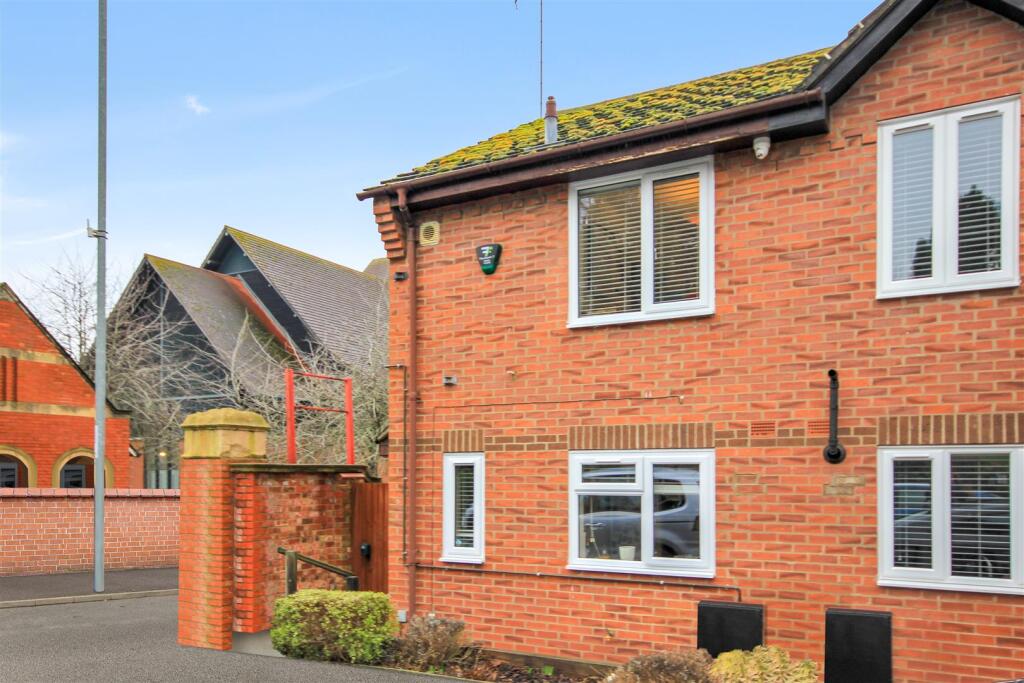 Main image of property: Castle Road, Wellingborough