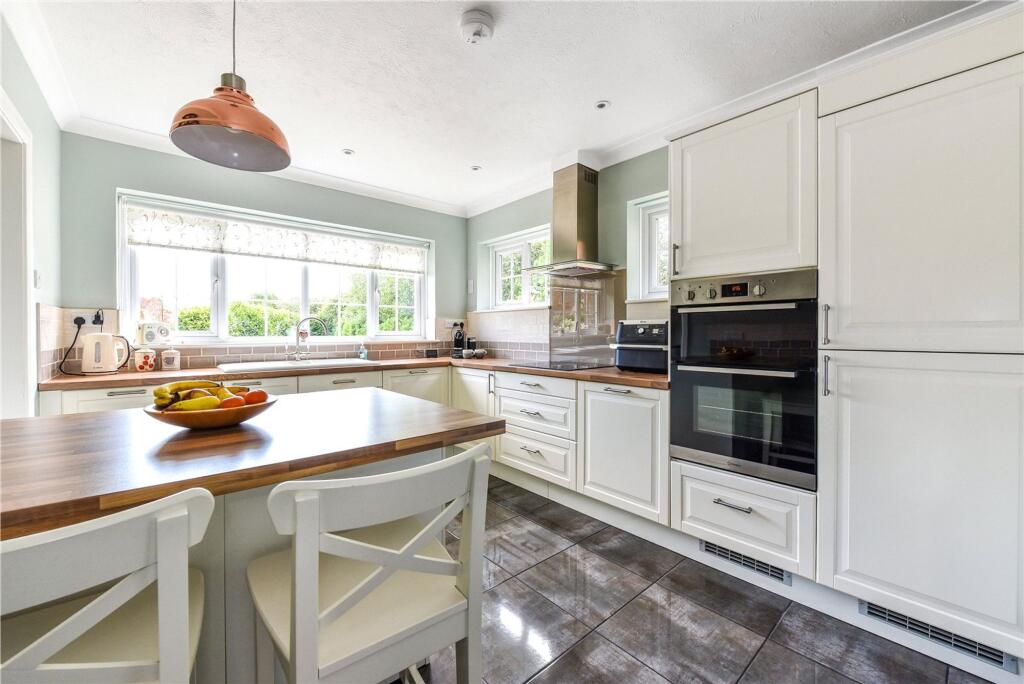 House in Chichester, Birdham - View 4