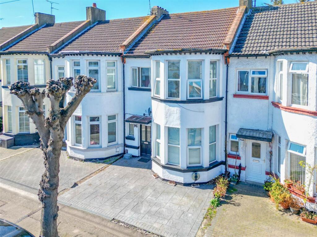 Main image of property: Fairmead Avenue, Westcliff-On-Sea