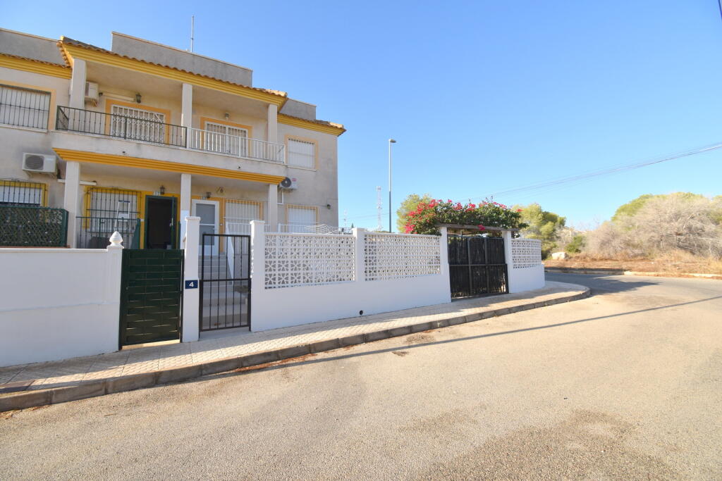 Main image of property: Valencia, Alicante, Villamartin