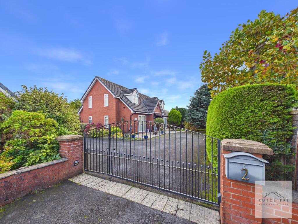 4-bed detached on Wykefield Close, Garstang, PR3, £620,000