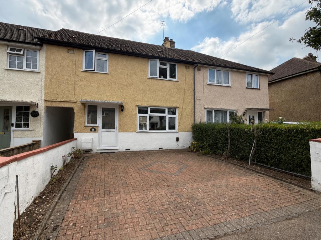 Main image of property: Harvey Road, London Colney, AL2