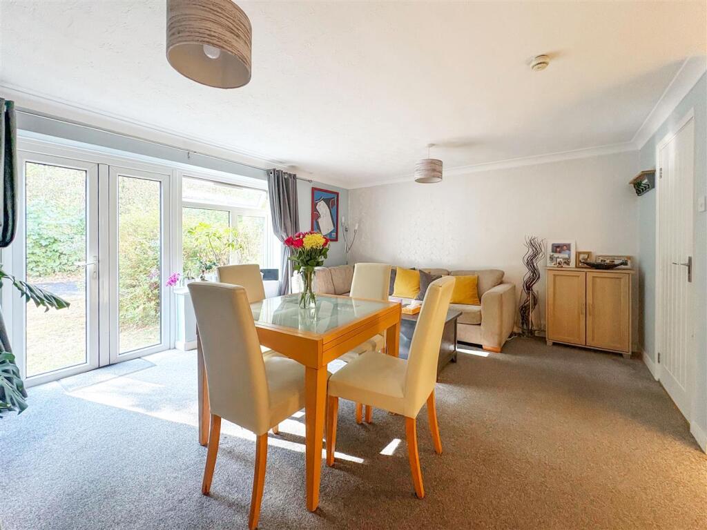 Apartment in Brighton - View 5