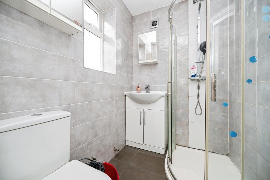 House in Sandwell, West Midlands - View 3
