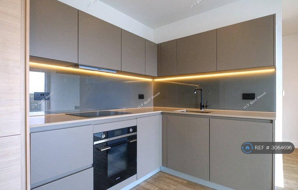 Apartment in London - View 2
