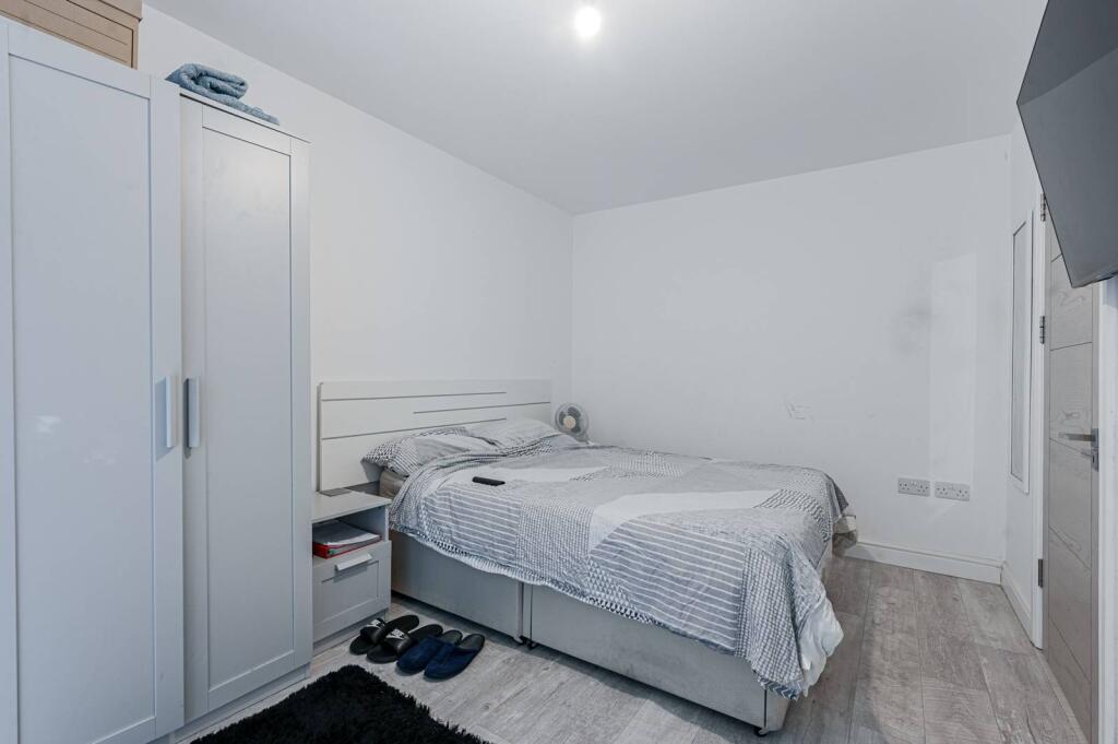 Main image of property: The Green, East Acton, London, W3