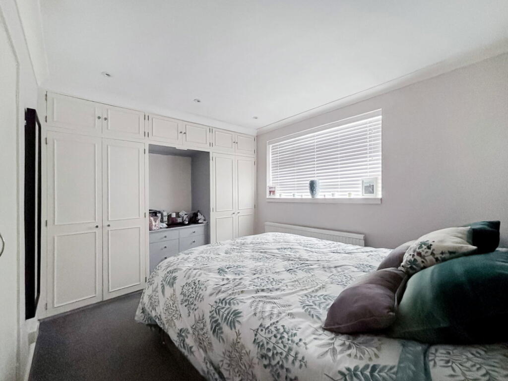House in Kingston upon Thames - View 4