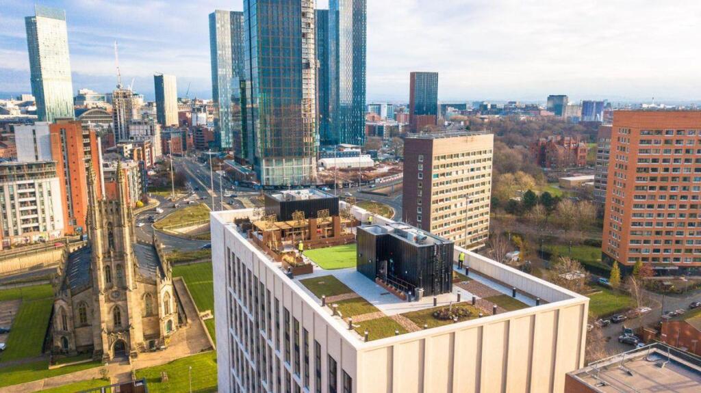 Apartment in Manchester, Hulme - View 4