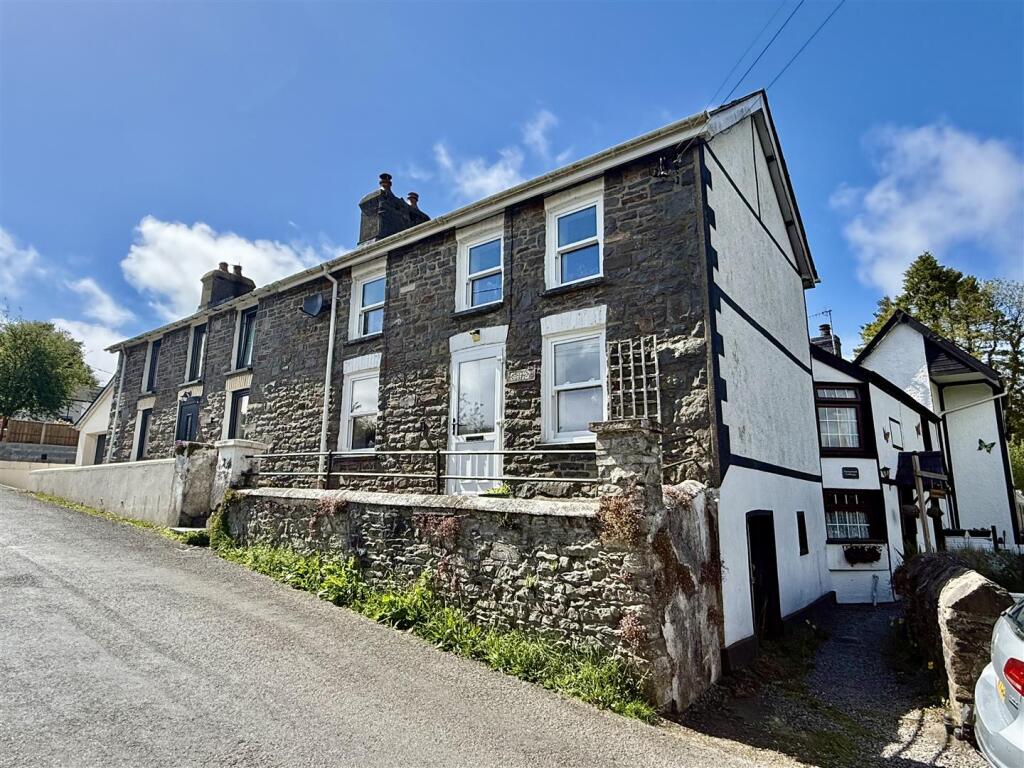 Main image of property: Cwrtnewydd, Llanybydder