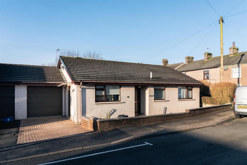 3-bed semi-detached on Nursery Gardens, Dalton-In-Furness, £255,000