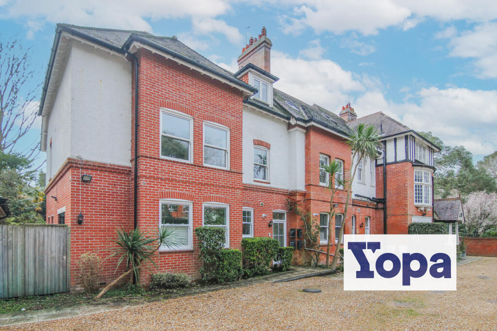 2-bed flat on 2 Mckinley Road, Bournemouth, BH4, £375,000