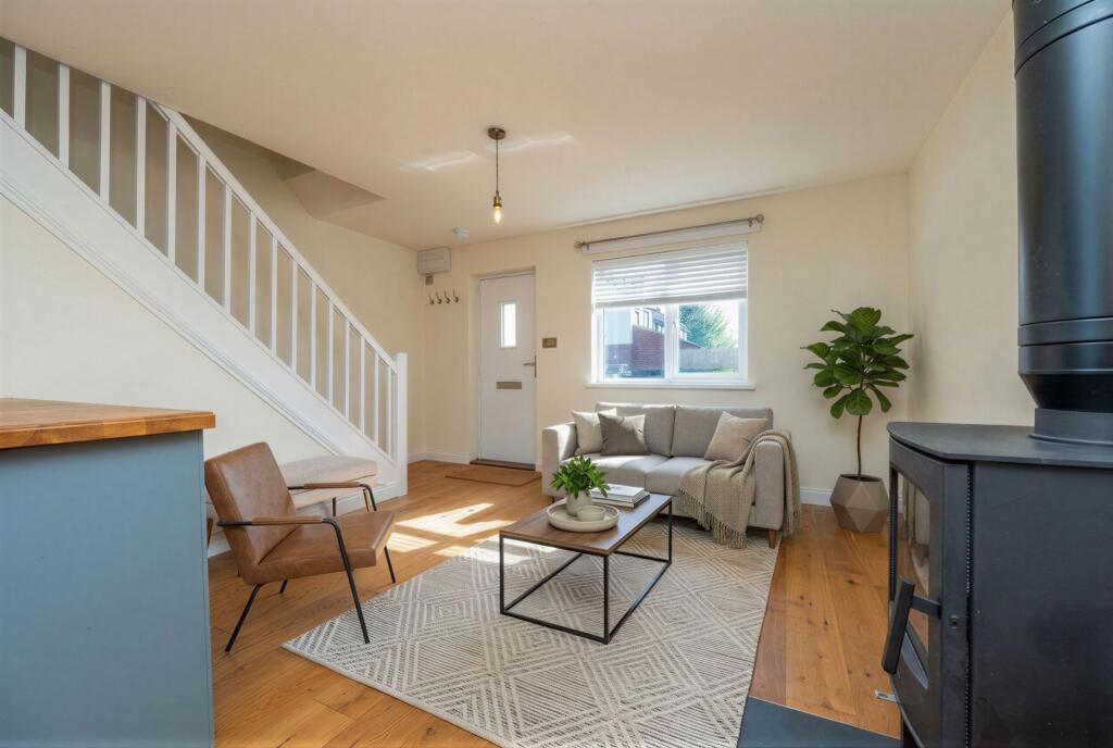 Additional image 7 of Willow Close, Alcester, B49