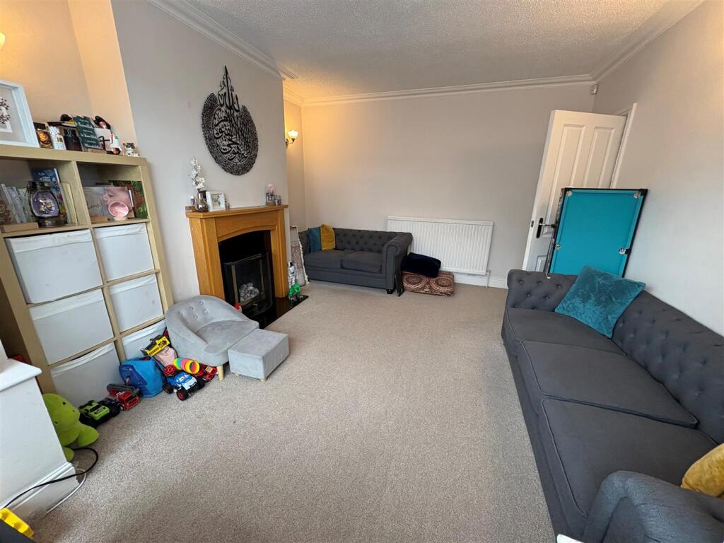 House in Bradford, Beldon Hill, Slack Side - View 4