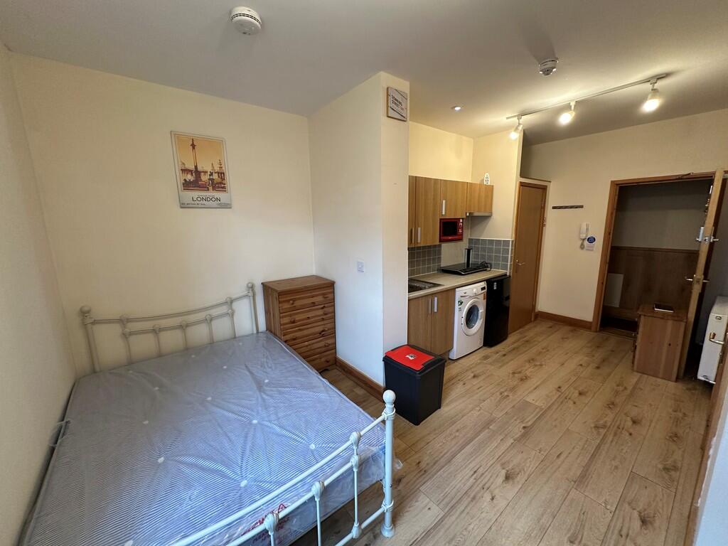 Main image of property: Queens Road, Studio 11, Coventry