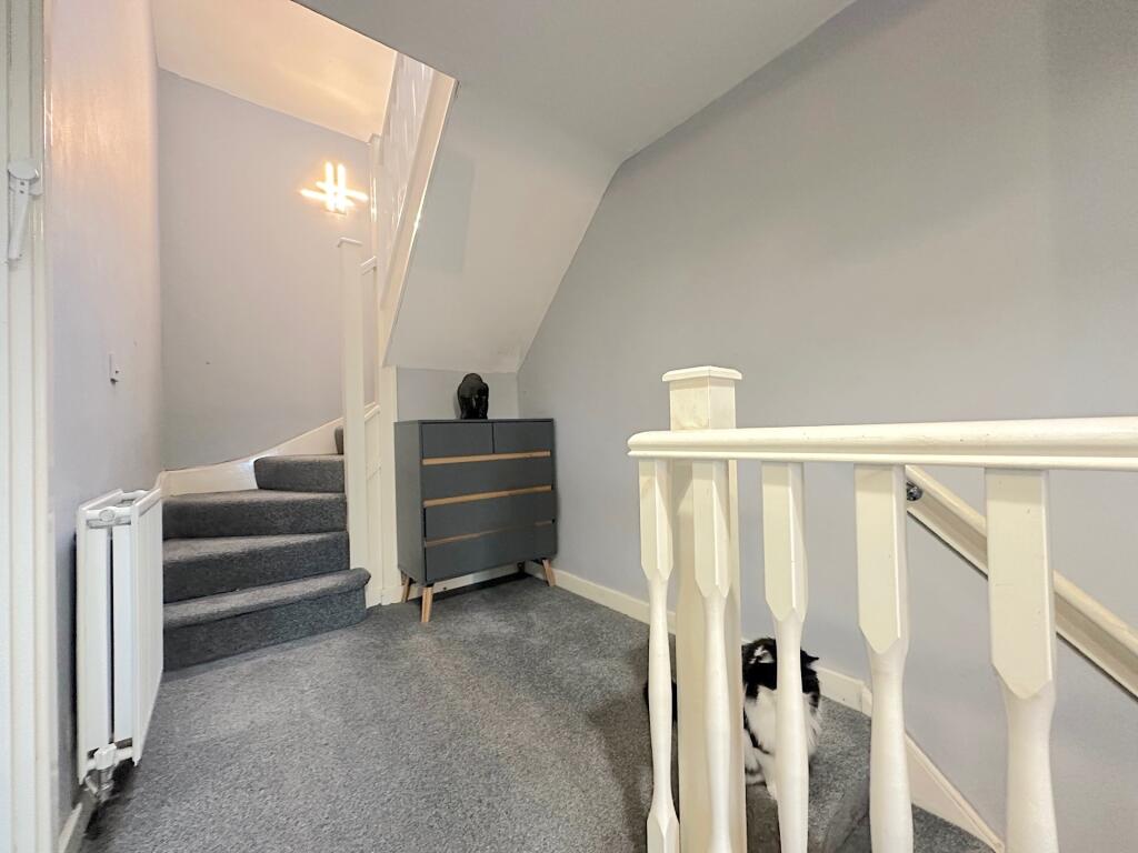 House in Dudley - View 5