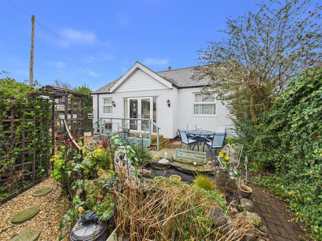 Main image of property: Park Road, Sutton-On-Sea