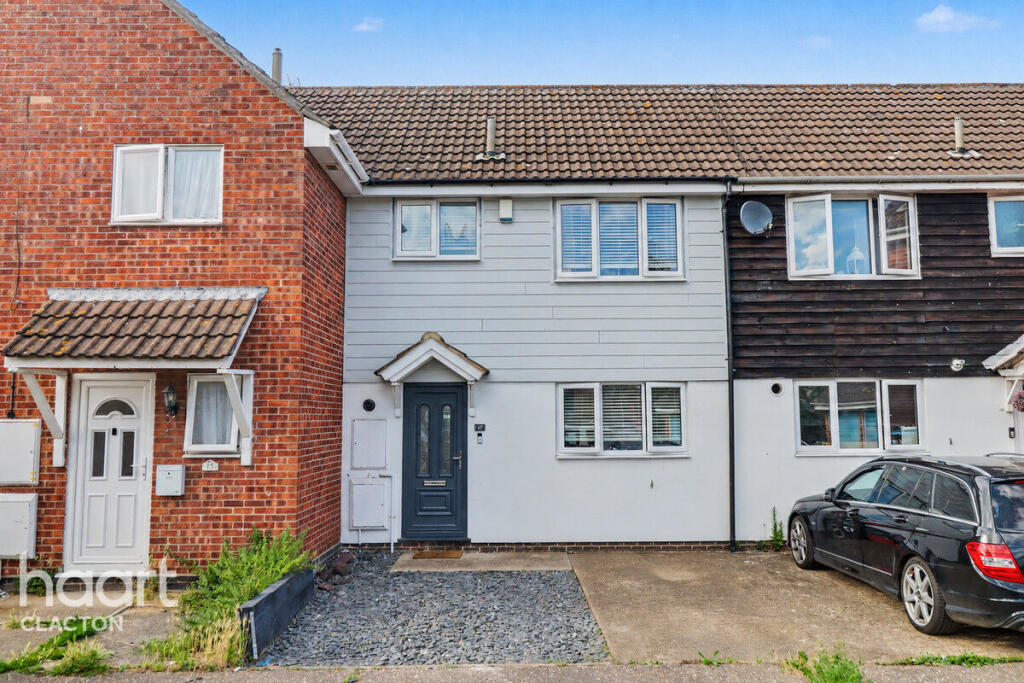 2-bed terraced on Ruaton Drive, Clacton-On-Sea, £210,000