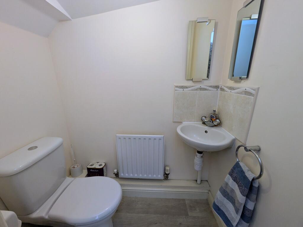 House in Swindon - View 5