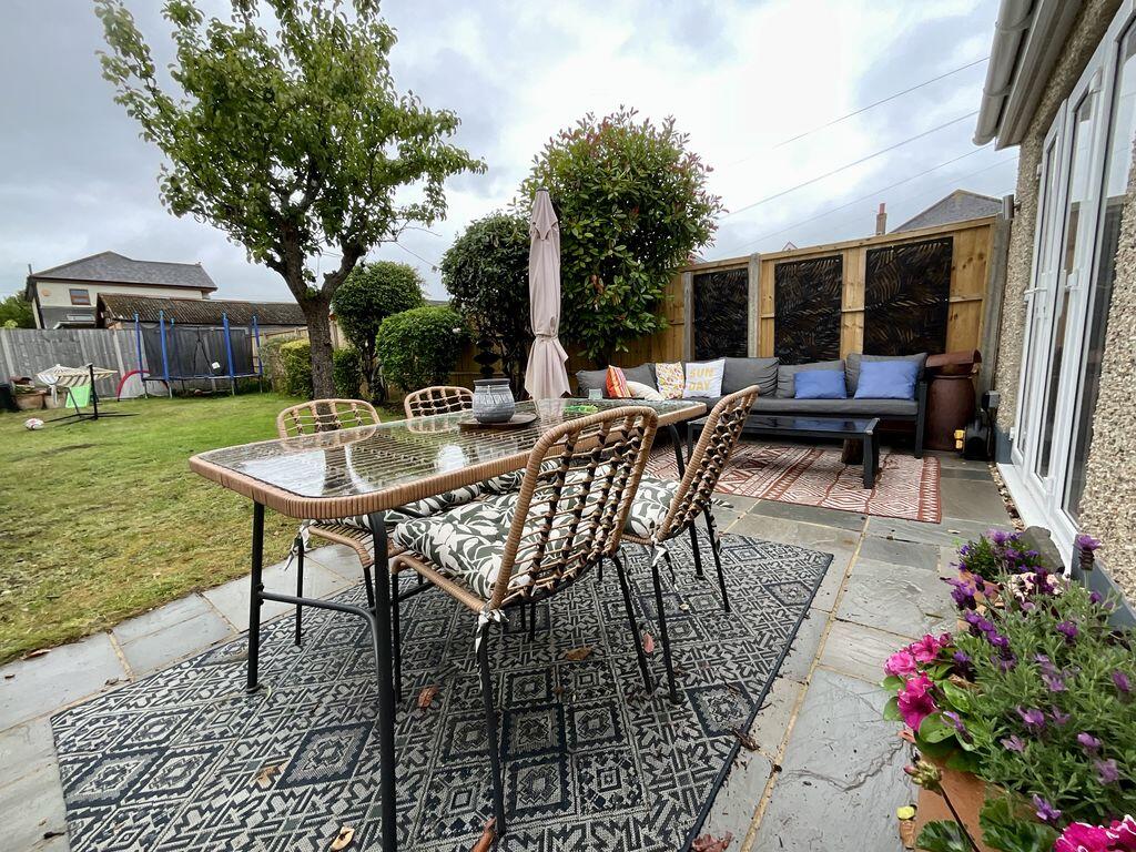 Boreham Road, Southbourne  photo 4
